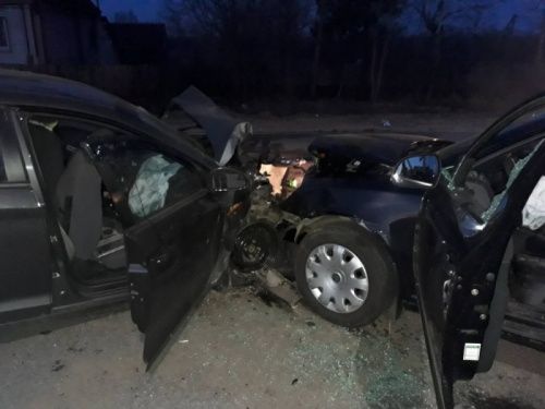 Четыре человека пострадали в аварии под Ярославлем