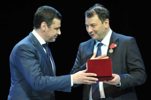 Дмитрий Миронов вручил деятелям культуры государственные и региональные награды