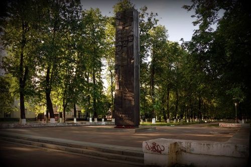 На обелиске в честь юбилея Победы в Великой Отечественной войне появилась свастика