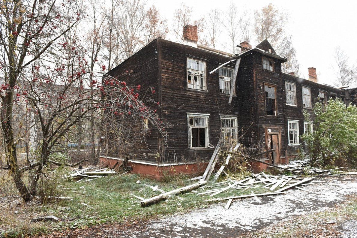 Заволжск ярославль. Заволжский район Нижний поселок Ярославль. Посёлок завода 50 Ярославль. Ярославль завод 50 Заволжский. Расселенные дома.