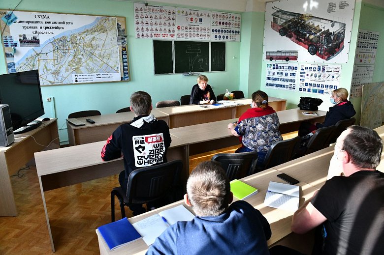 В Ярославле продолжается обучение водителей общественного транспорта