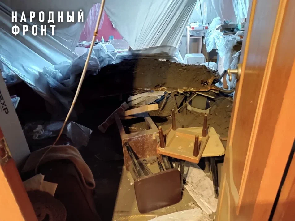 Прокуратура организовала проверку по факту обрушения потолка на ярославского пенсионера