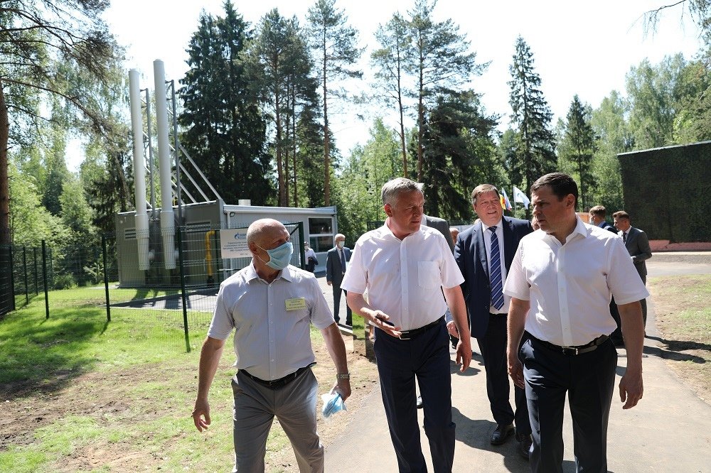 В детском лагере имени Горького губернатором открыта подача газа