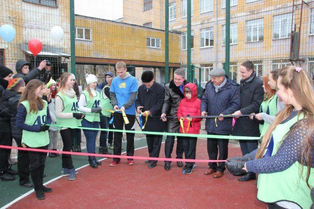 В Кировском районе Ярославля открыли новые спортивные площадки