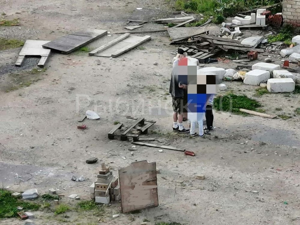 В Рыбинске из окна недостроя вывалился ребенок