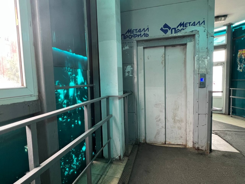 В мэрии Ярославля рассказали, почему не работают лифты в наземном переходе на Московском проспекте