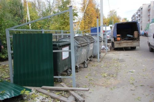 За неделю в Ярославле отремонтировали 45 контейнерных площадок
