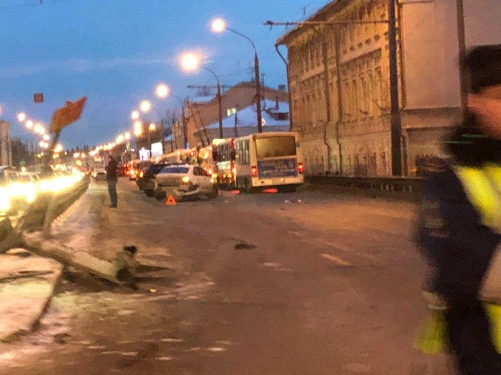 ДТП на Московском с автобусами: уголовное дело возбуждено в отношении водителя