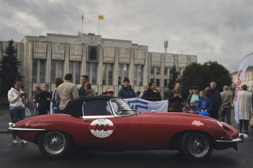 В Ярославле прошли соревнования автомобилей старше 30 лет