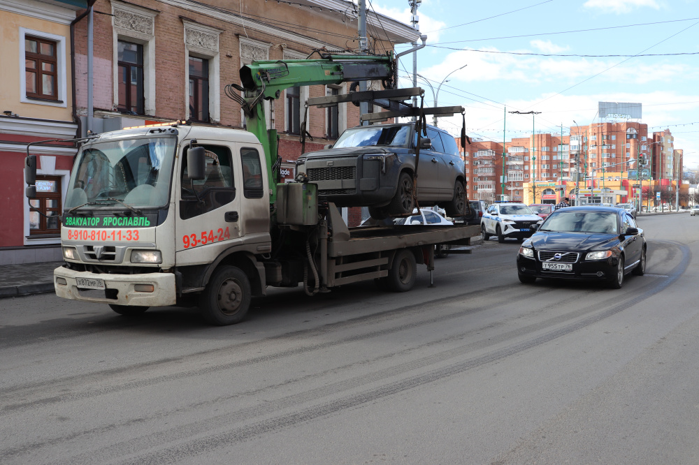 В Ярославле за нарушения правил парковки за два месяца эвакуировали почти 200 машин