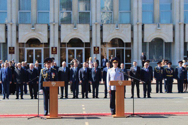 На Советской площади состоялось вручение Знамени УФСИН России по Ярославской области