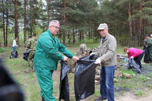 Из лесов в Ярославской области убрали более 800 кубометров мусора
