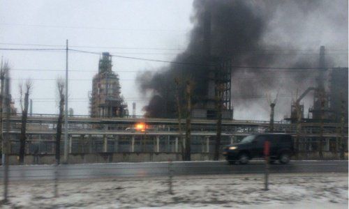 На ярославском НПЗ загорелась установка переработки нефти