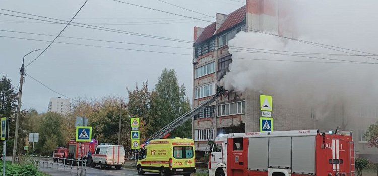В Ярославле при пожаре в жилом доме пострадала женщина