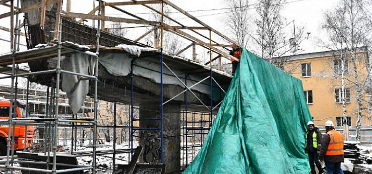 «Работаем круглосуточно». На Добрынинском путепроводе приступили к активной фазе работ
