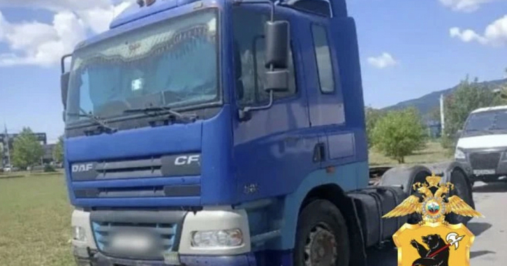Тягач к преступлению: в Ярославской области мужчина обманным путём забрал фуру