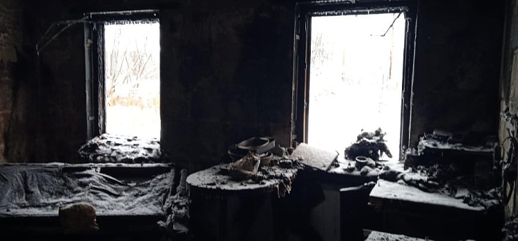 «От страха начала заикаться»: молодая мать рассказала о пожаре в Ростове. Фоторепортаж_170629