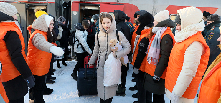 В Ярославль прибыли 286 подростков из Белгородской области_261834