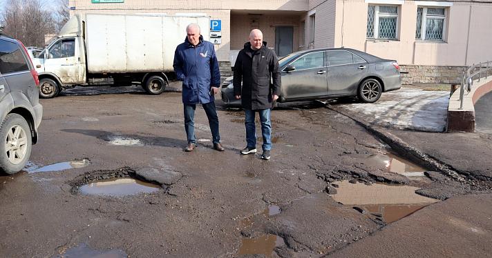 Ярославские активисты требуют, чтобы власти отремонтировали подъездные пути к больницам_175761
