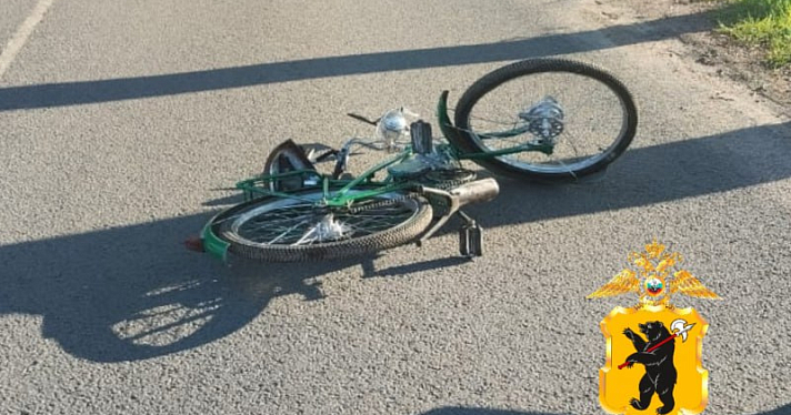В Угличе водитель мопеда после ДТП попал в больницу