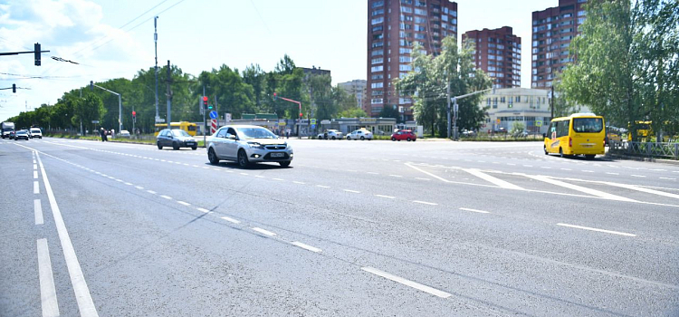 Подрядчик рассказал, когда закончит ремонт Ленинградского проспекта в Ярославле_243449
