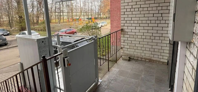В Ярославской области в 2026 году установят пандусы более чем в 20 подъездах многоквартирных домов