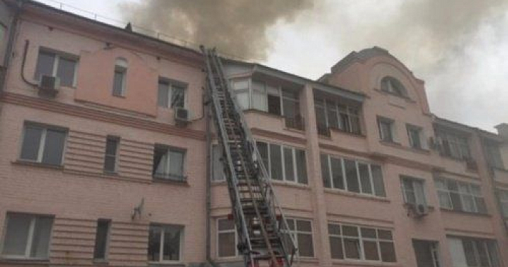В Ярославле сгорела крыша жилого дома 