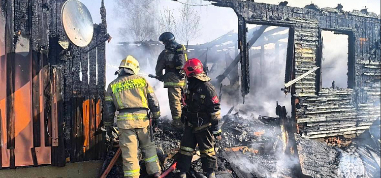 В Ярославской области уснувший с сигаретой мужчина погиб при пожаре