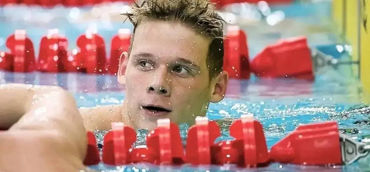 Пловец из Ярославской области завоевал золотую медаль на чемпионате России