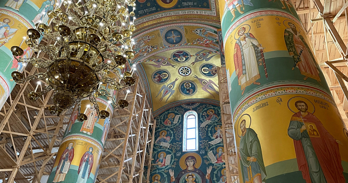 В Ярославле к празднику Успения завершили роспись западной стены кафедрального собора