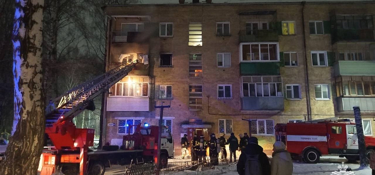 На Пятёрке при пожаре пострадали два человека_290909