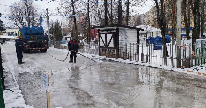 В парке 30-летия Победы в Ярославле открывают каток