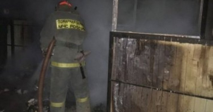 На Суздалке ночью сожгли шесть мусорных контейнеров «Хартии»