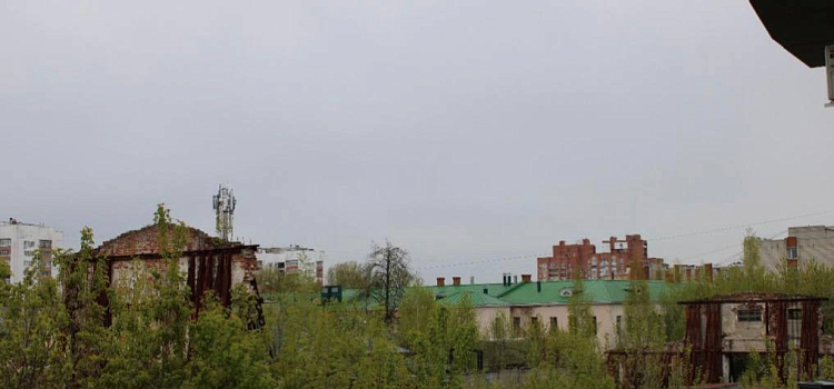 Стены, помнившие шведов и штыки фанагорийцев, рушатся: суд запретил продажу ярославского исторического здания_314908