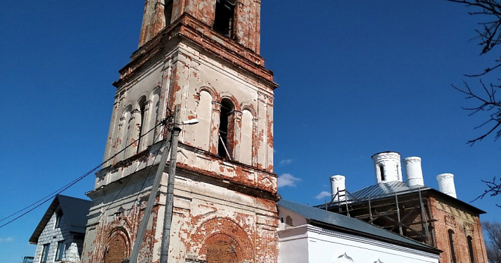 Храм в опасности: жители Ярославской области бьют тревогу