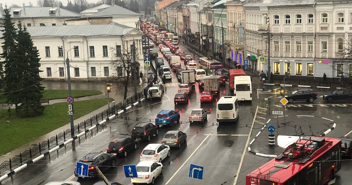 На улице Комсомольской ввели новые временные ограничения