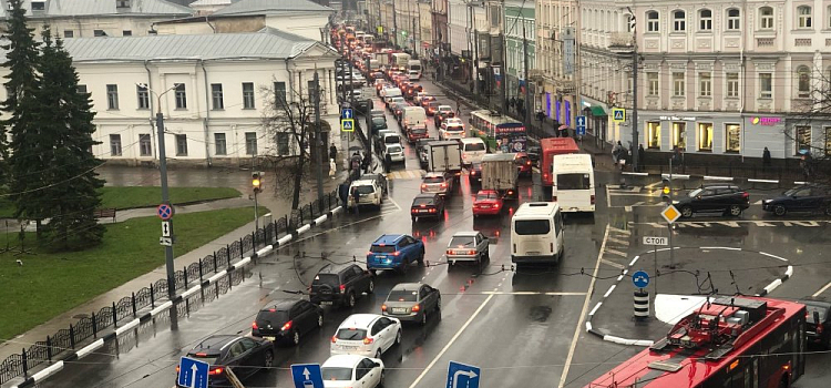 На улице Комсомольской ввели новые временные ограничения