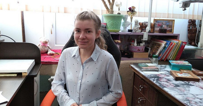 Хобби стало профессией: жительница Рыбинска открыла мастерскую художника-ювелира