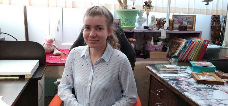Хобби стало профессией: жительница Рыбинска открыла мастерскую художника-ювелира