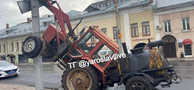 Пьяный ярославец угнал дорожную технику, чтобы доехать до круглосуточного магазина