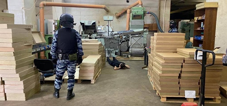 Сотрудники ФСБ пресекли незаконное производство табака в особо крупном размере в Ярославской области