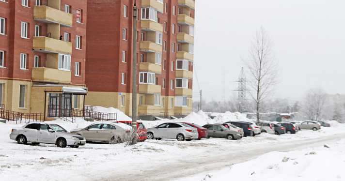 В Ярославле планируют организовать две парковочные зоны