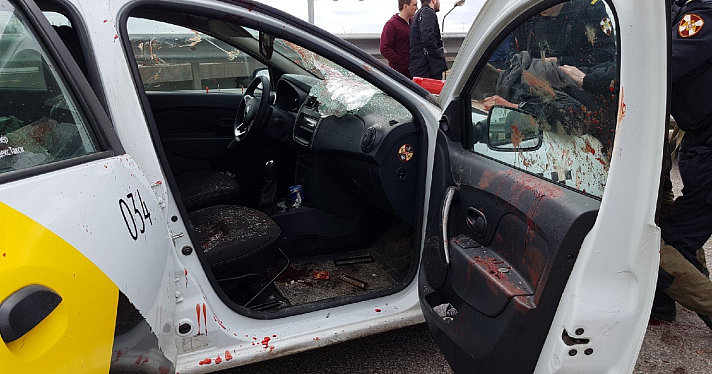 На пассажира, напавшего с ножом на таксиста в Ярославле, завели уголовное дело, его отправили в психиатрическую больницу_157387