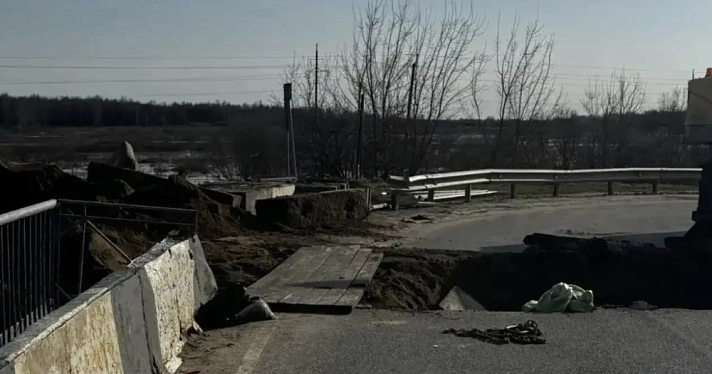 В Ростове Великом начался ремонт опор моста через реку Вёксу