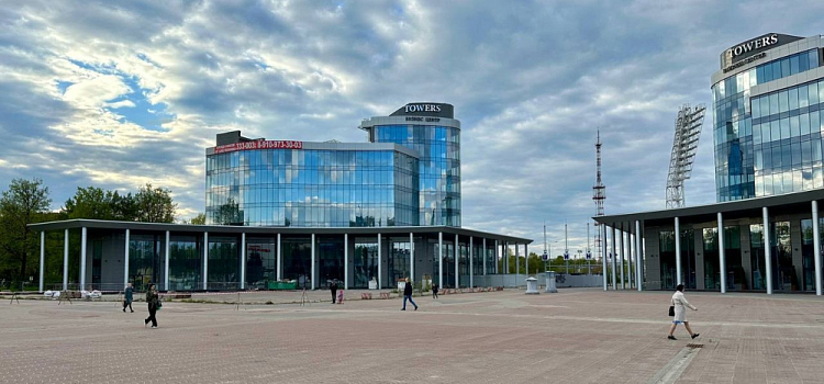 С площади Труда в Ярославле убрали бетонный забор