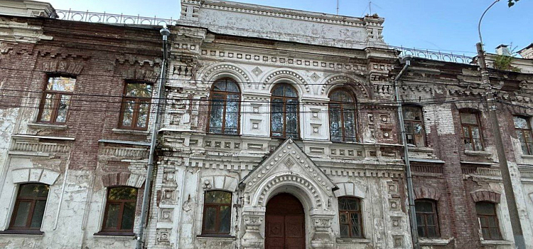 В Ярославле на торги выставили здание богадельни купца Вахрамеева_301705