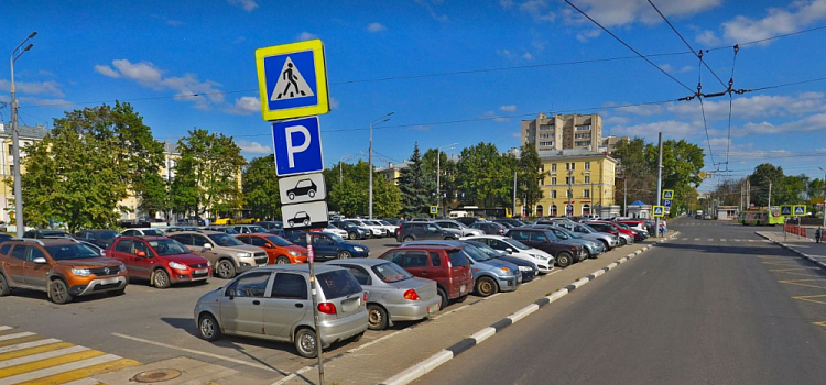Мэр рассказал, где в Ярославле в этом году появится платная парковка