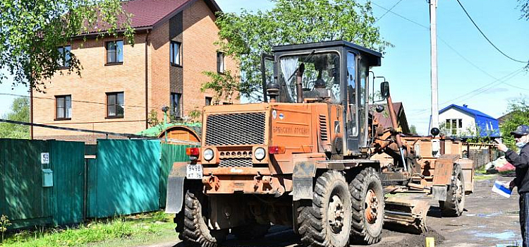 В частном секторе Красноперекопского района Ярославля началась планировка дорог
