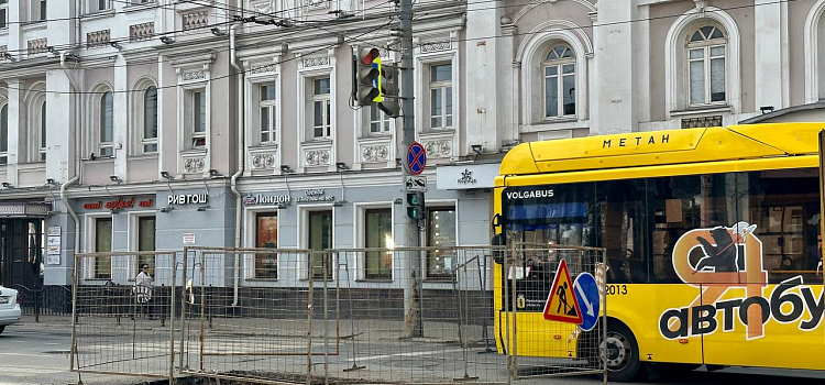 Идет замена инженерных сетей: в Ярославле частично перекрыли улицу Свободы_237171