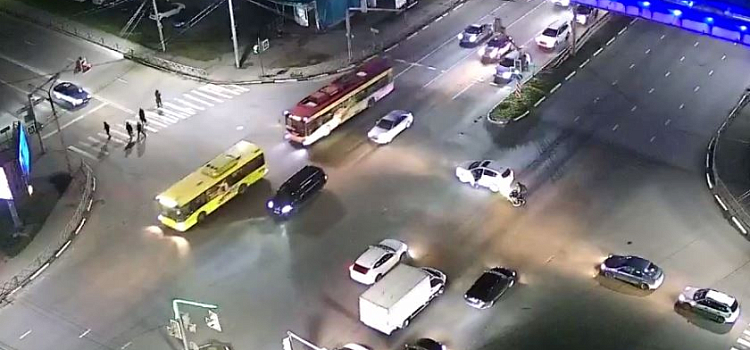 В Ярославле произошло ДТП с мотоциклистом